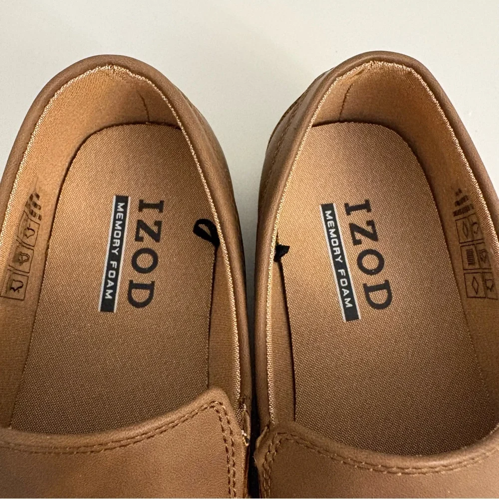 IZOD Seapoint Tan Loafers Men’s Size 8 Slip On Comfort Memory Foam Casual Shoes